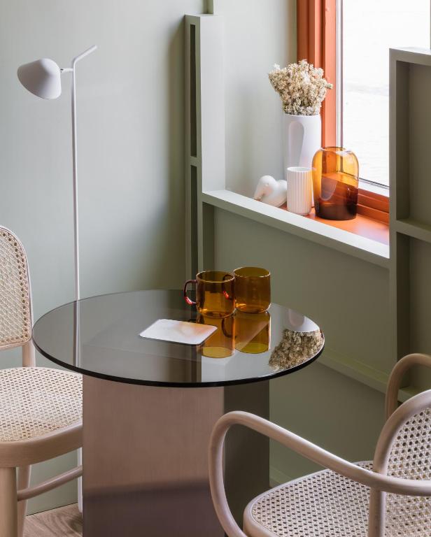 Locke at Broken Wharf - Resim 33