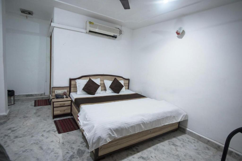 Royal Star Bhopal2