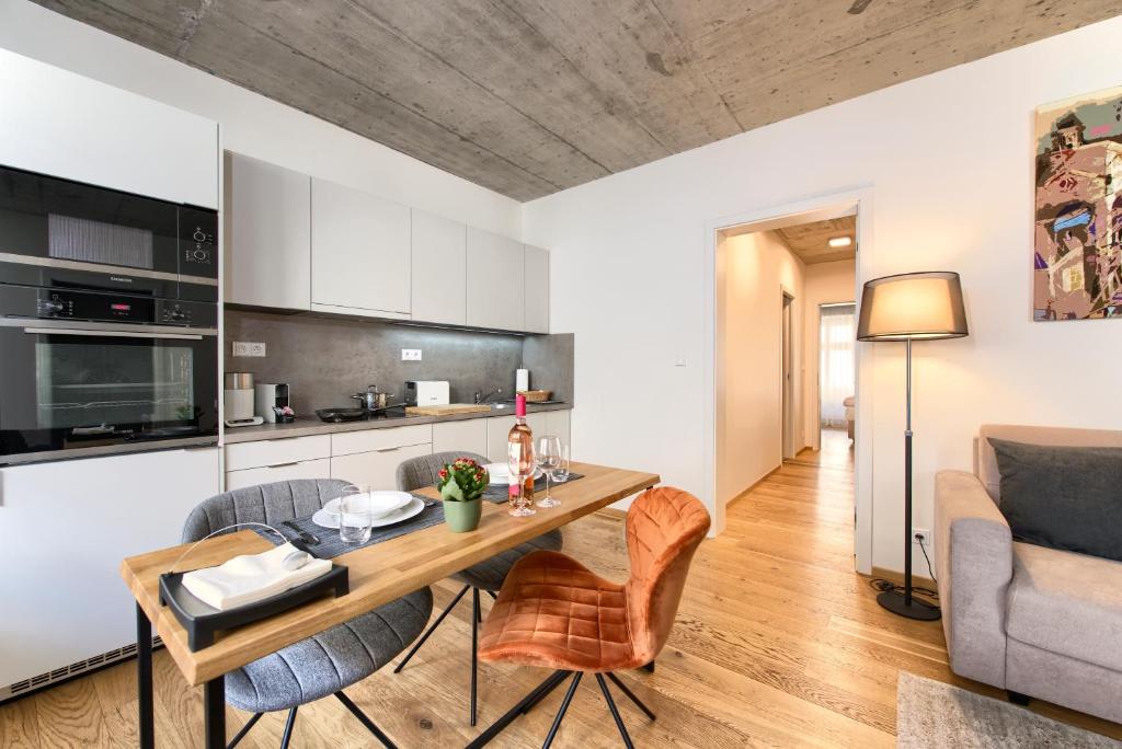 Residence Soukenicka - One-Bedroom Apartment