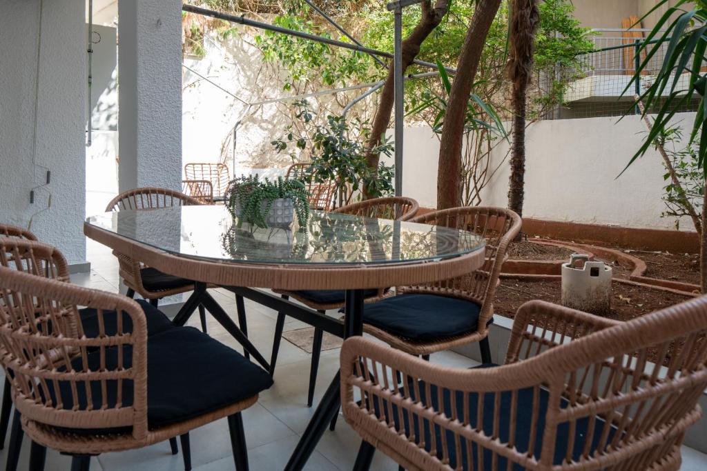 Seven Hills, Boutique Apartments - 10