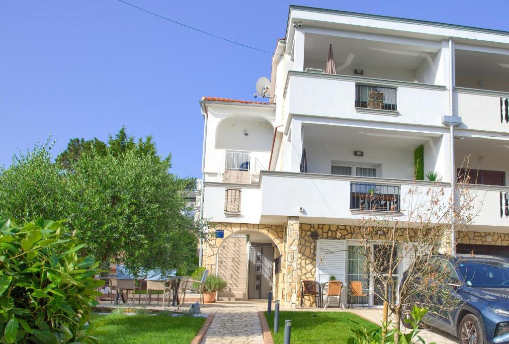 Budova, kde se apartmán nachází