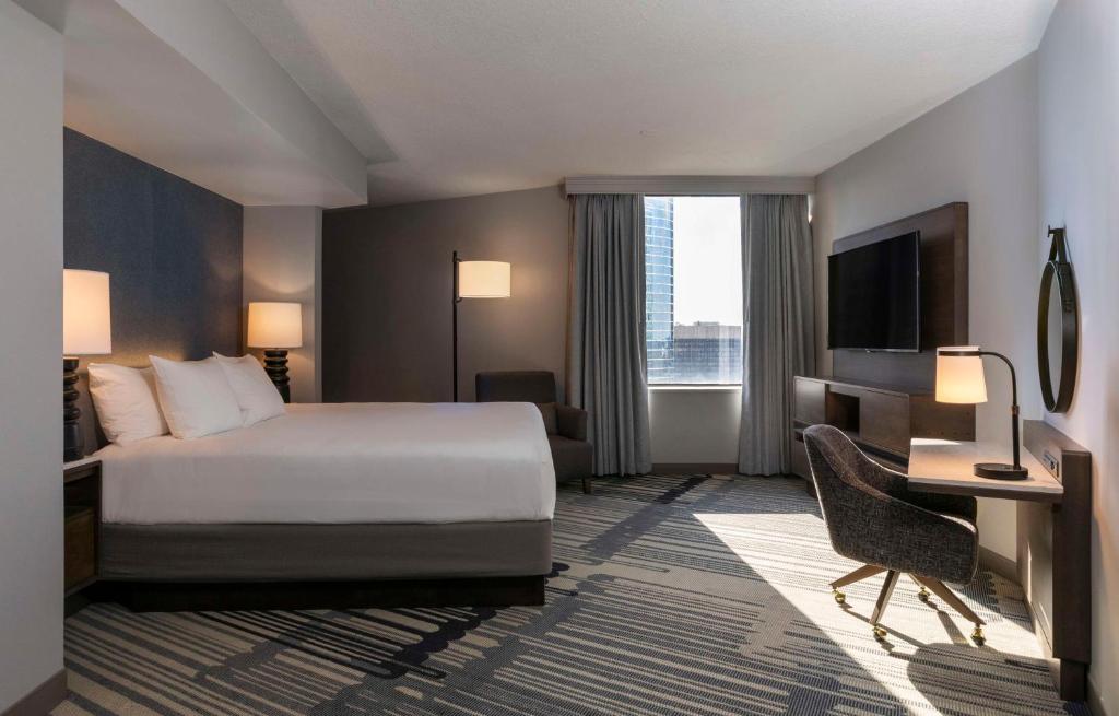 Hyatt Regency Houston Downtown photo