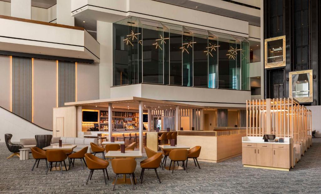 Hyatt Regency Houston Downtown photo