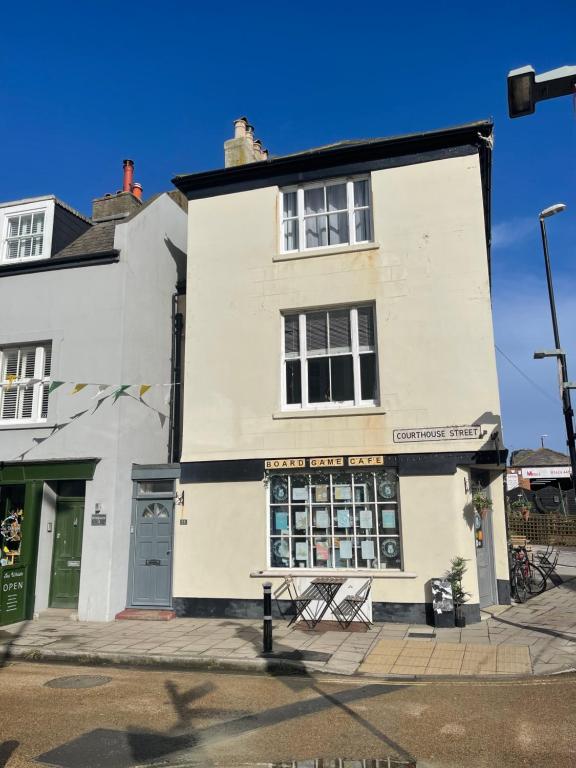 The Old King's Head with free parking, Hastings (updated prices 2024)