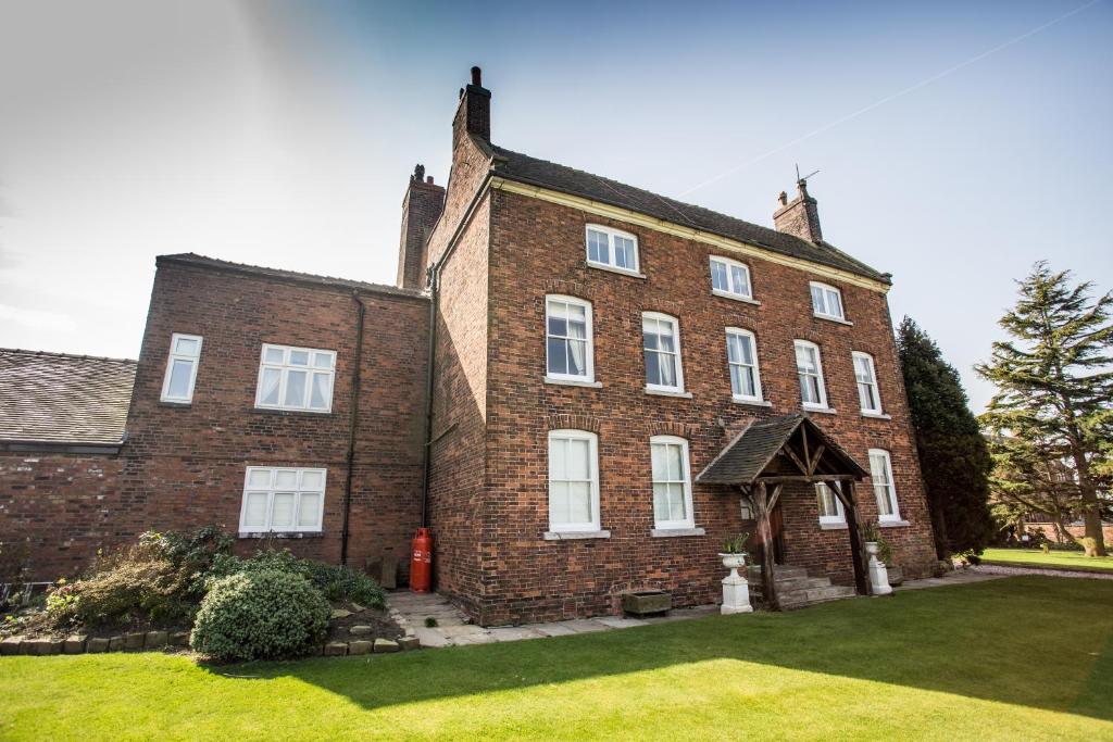 The building where the guesthouse is located 