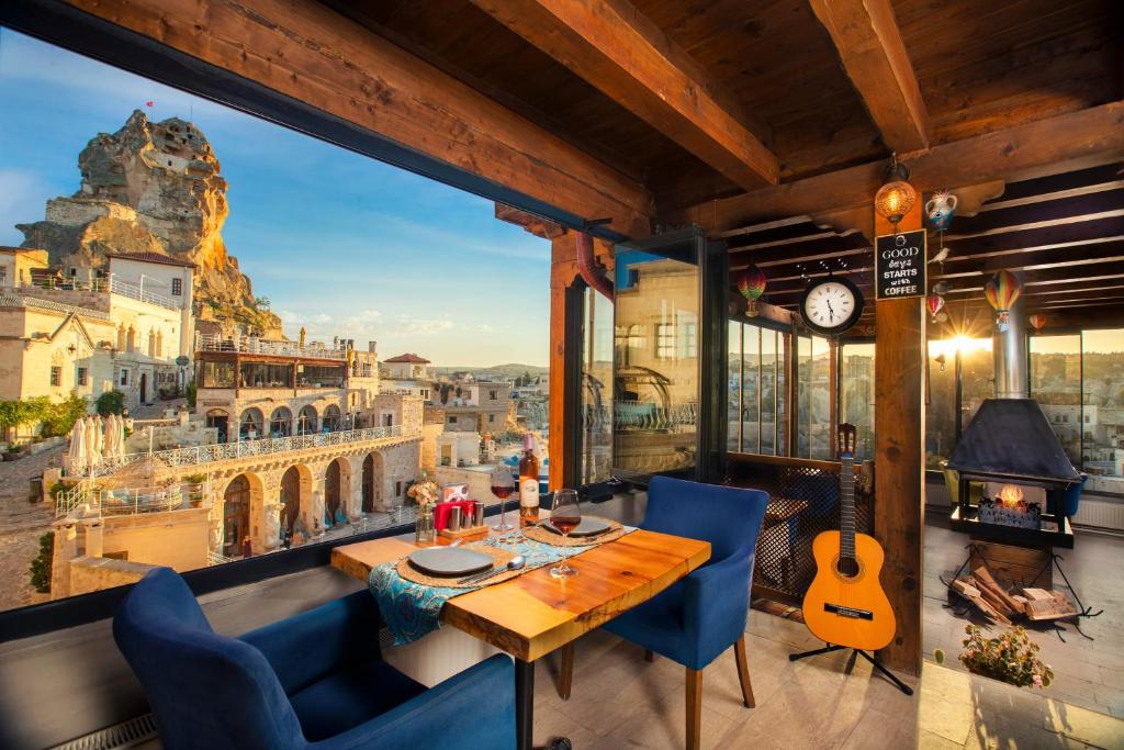 Posezení v ubytování Carna Cave Hotel Cappadocia