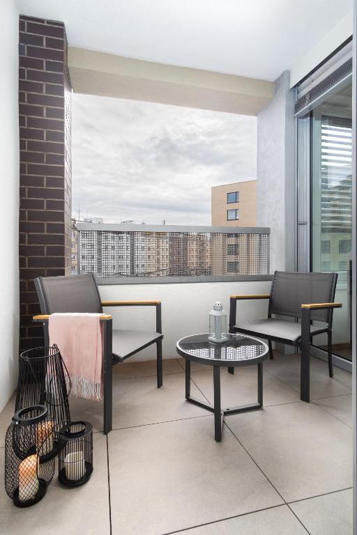Posezení v ubytování Prague Days - Stylish studio w Balcony - Trendy Neighborhood