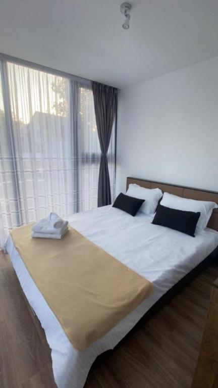 Postel nebo postele na pokoji v ubytování Valea Regilor Happy Camp