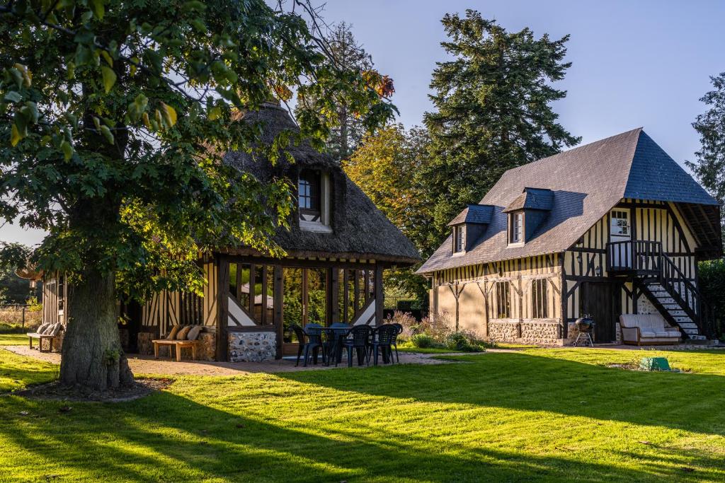 Gallery image of Maisons Pommes in Ablon