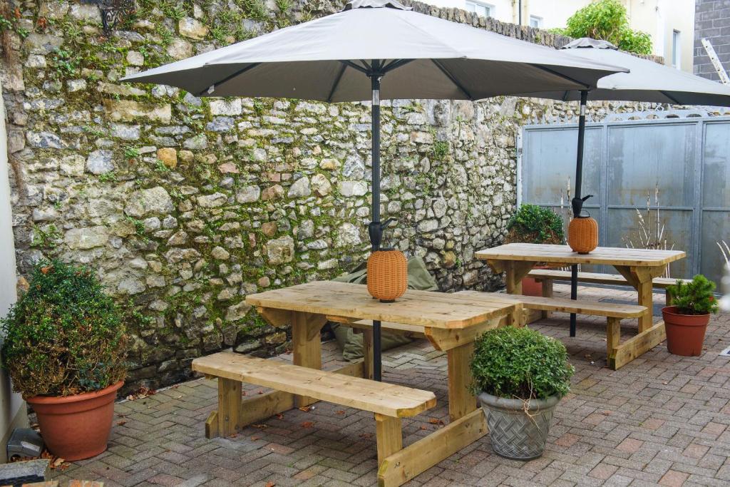 Patio nebo venkovní prostory v ubytování Shannon Bridge House