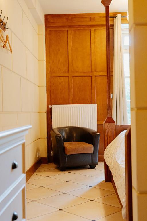 Posezení v ubytování Chateau de Bézyl