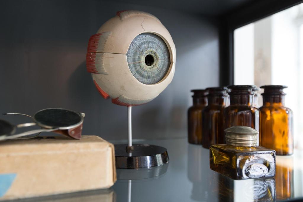 Eye Hotel - Resim 12