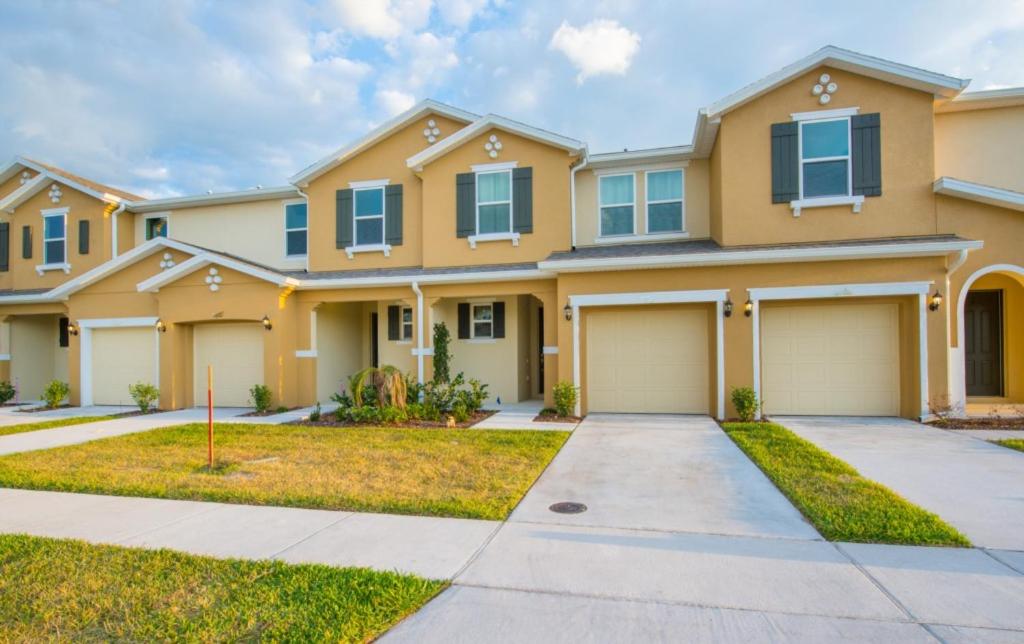 Townhome at Compass Bay Community, Kissimmee (updated prices 2024)