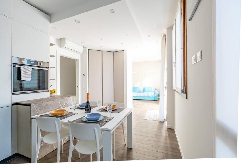 Kuchyň nebo kuchyňský kout v ubytování Appartamento Villa Martinoni