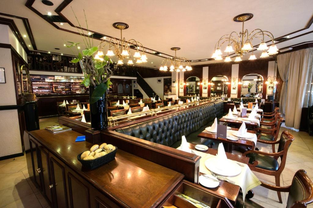 Restaurace v ubytování Hôtel-Restaurant L'Auberge