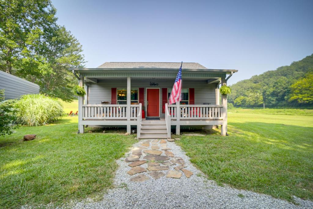 PetFriendly Franklin Home Hikes, Mines and More!, Franklin