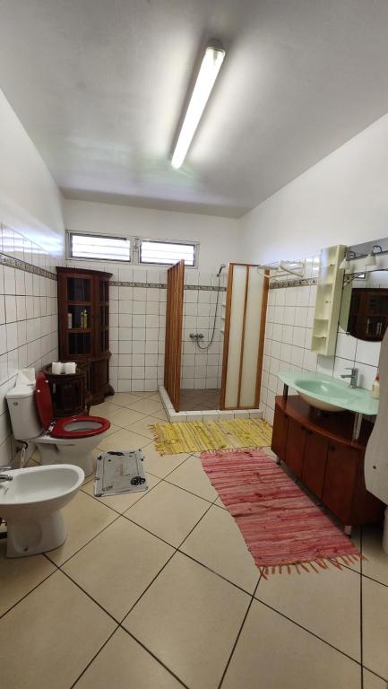 Koupelna v ubytování La Maison Orange