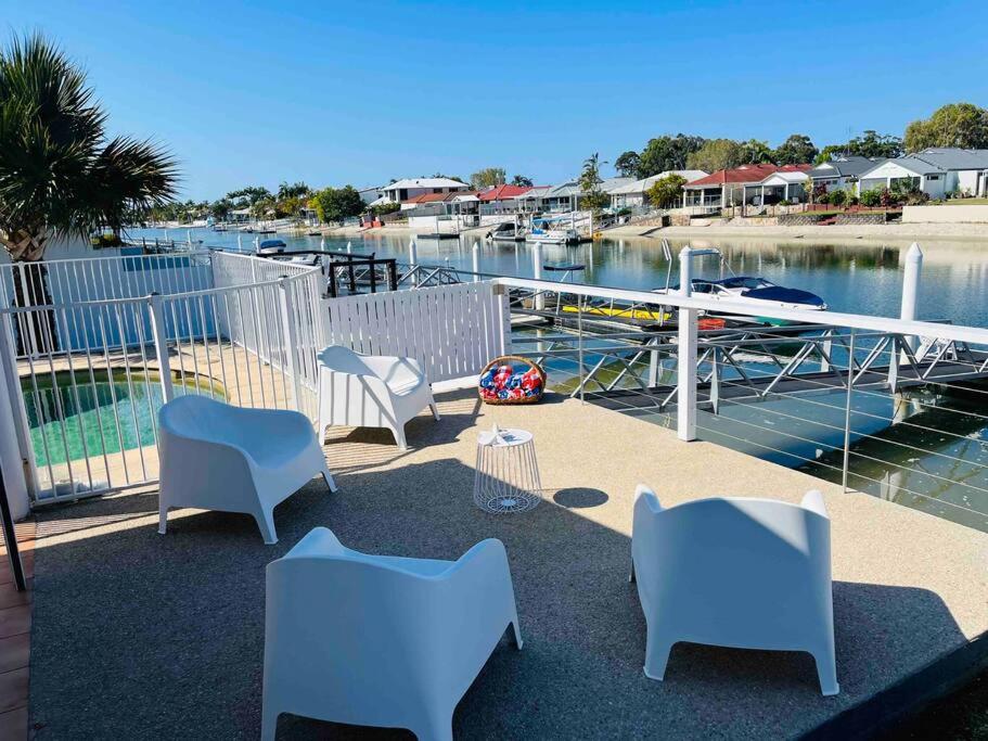 Serenity BEACH HOUSE , Pet Friendly ,Pool&Jetty, Maroochydore Updated