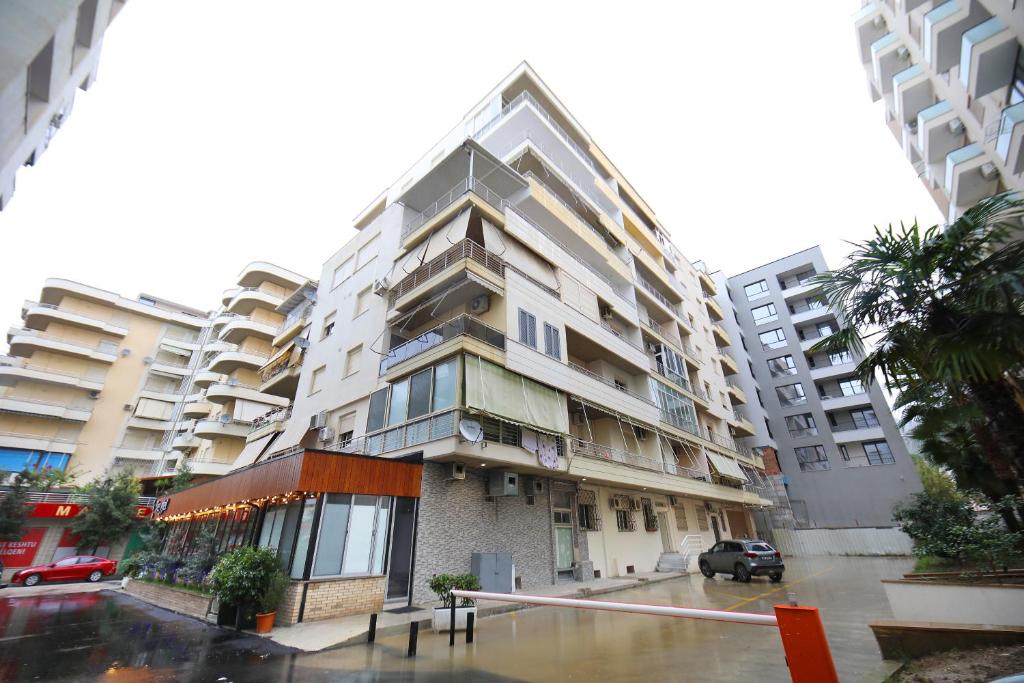 Luxury Apartment by Vlora Office - Imazhi 6