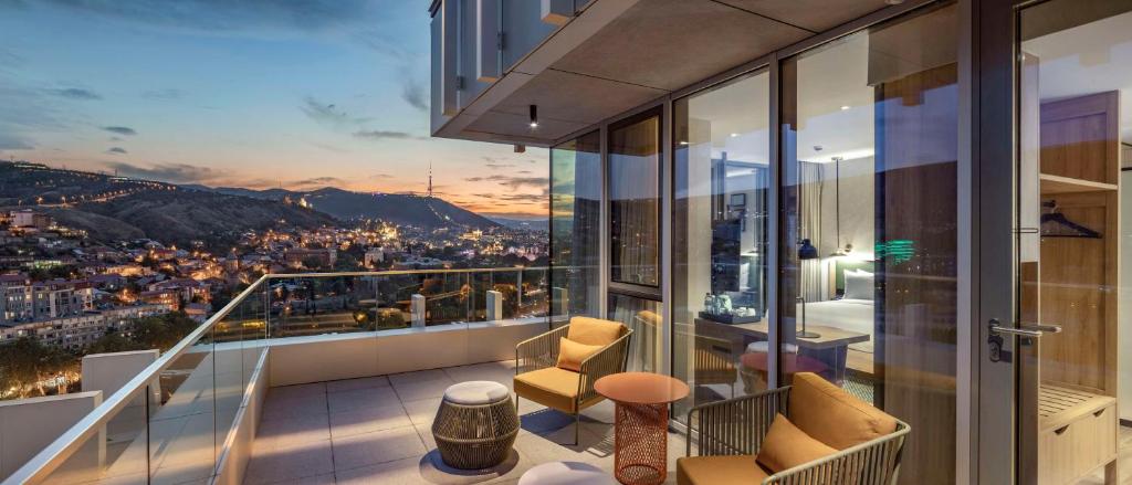 Hilton Garden Inn Tbilisi Riverview در تفلیس