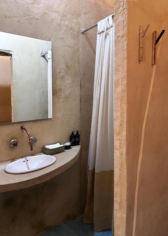 Koupelna v ubytování CASA PENUMBRA- Centro Oaxaca