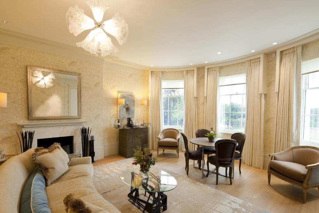 Coworth Park - Dorchester Collection - Premium Suite - Edificio Principal