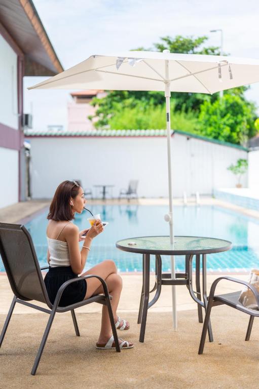 The President Hotel at Chokchai 4 - Resim 33