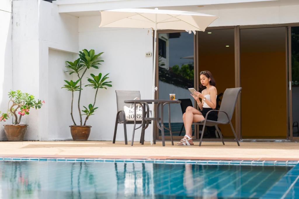 The President Hotel at Chokchai 4 - Resim 11