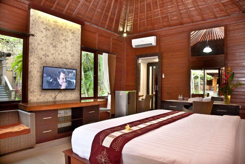 TV a/nebo společenská místnost v ubytování Jepun Bali Hotel
