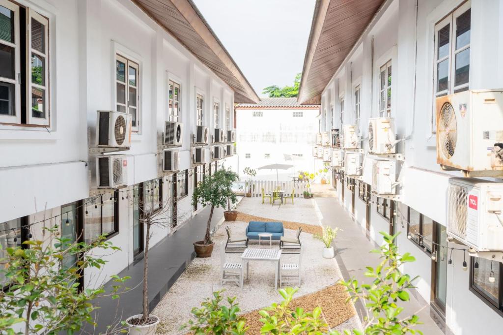 The President Hotel at Chokchai 4 - Resim 38