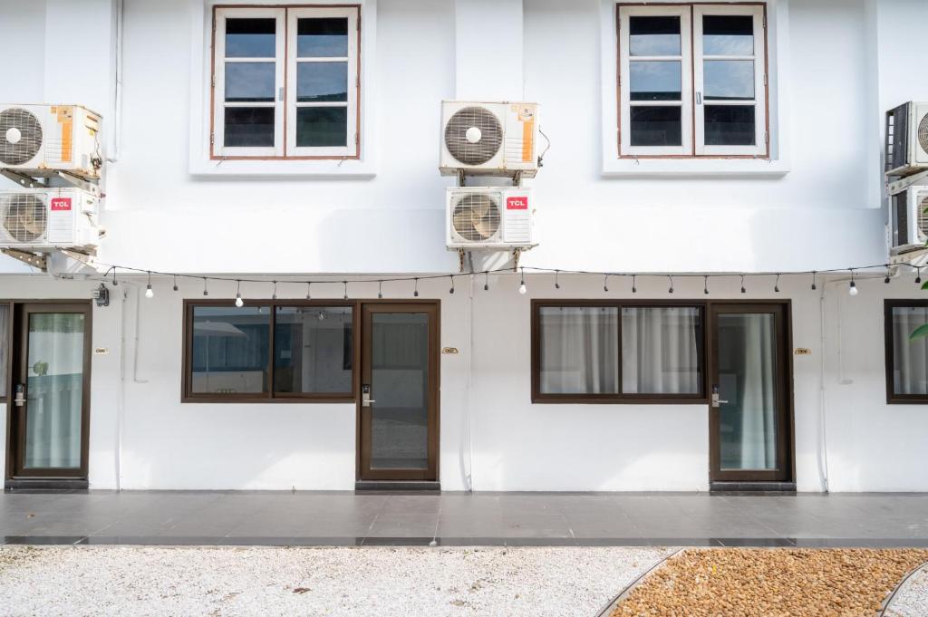 The President Hotel at Chokchai 4 - Resim 37