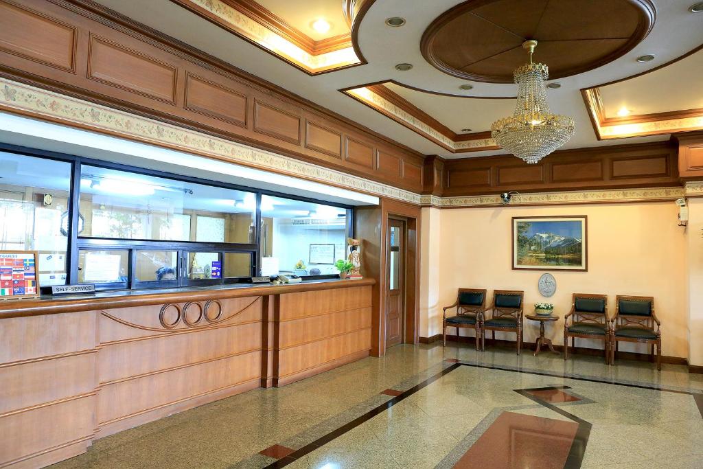 L.A. Tower Hotel - Resim 13