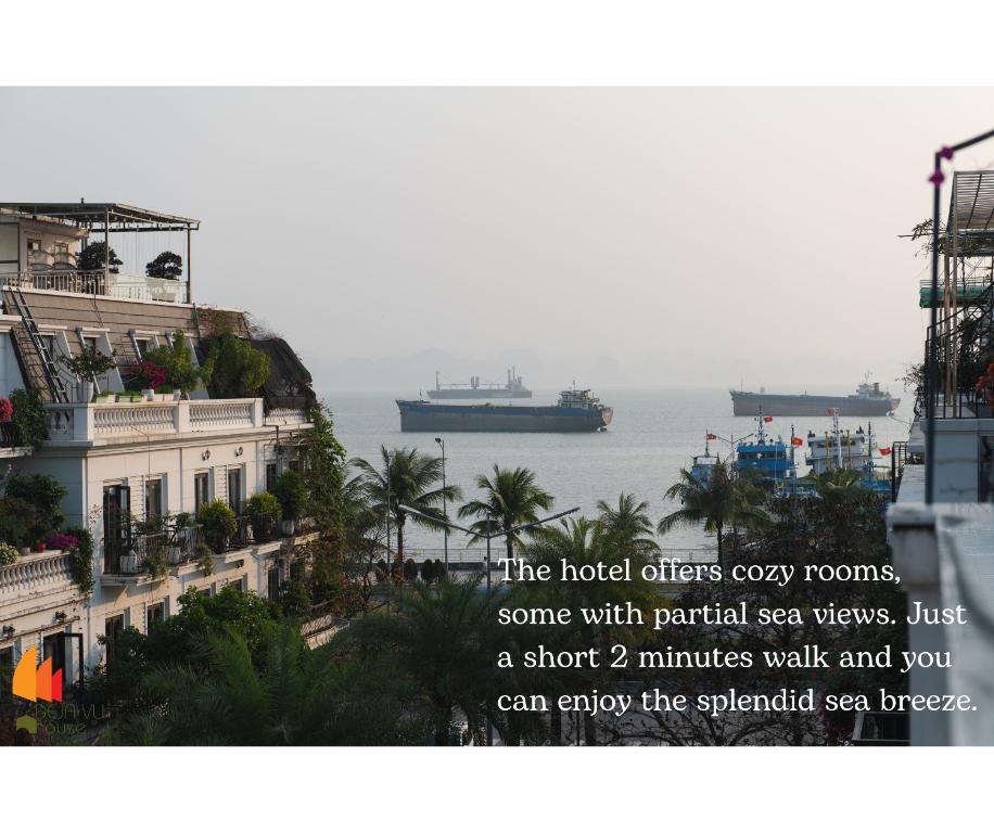 Deja Vu House Ha Long - King Room Con Balcone