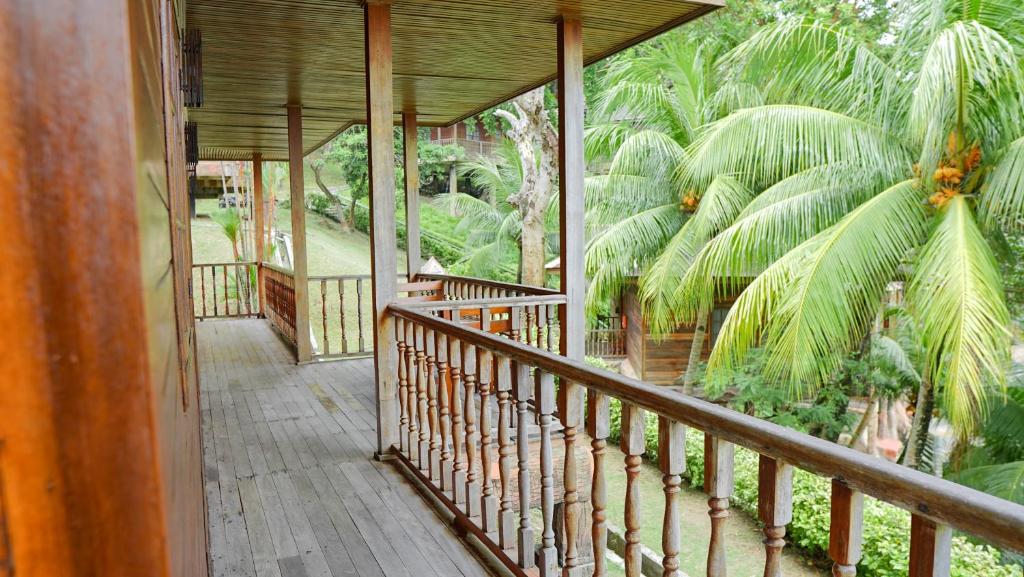 Zahrada ubytování KTM Resort Batam