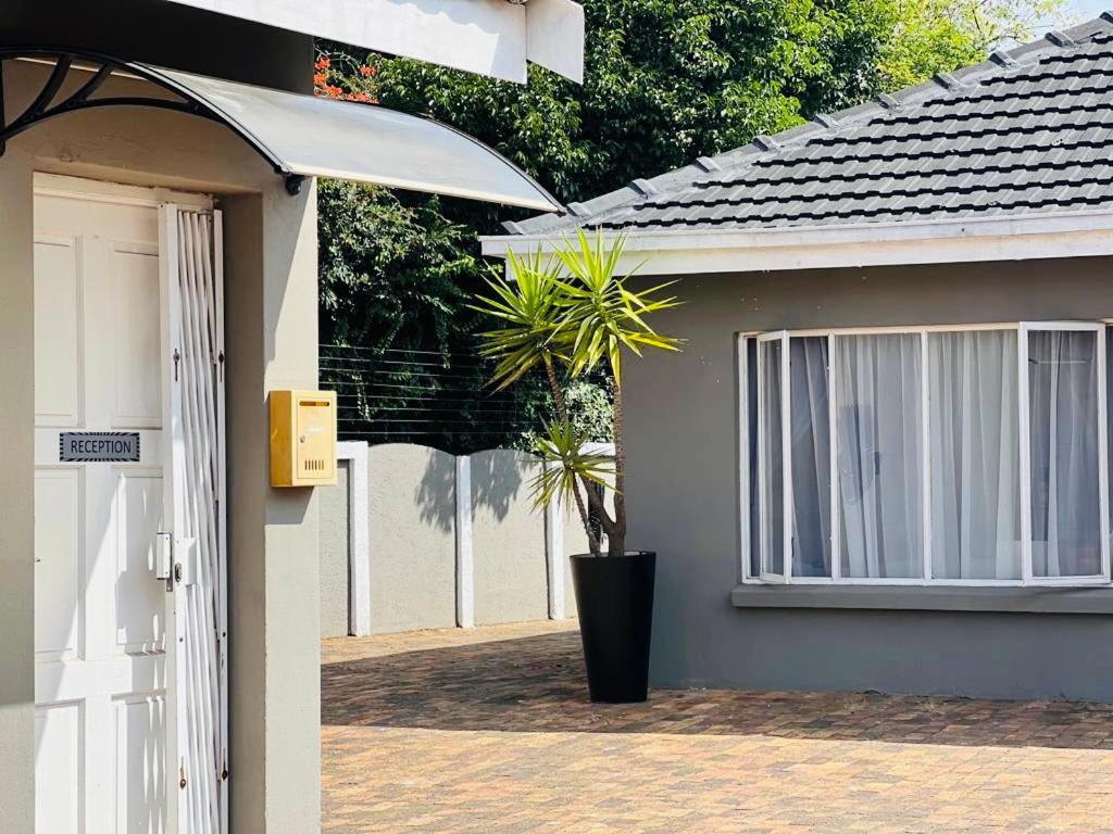 Ntsane’ s exquisite homes., Kempton Park (updated prices 2024)