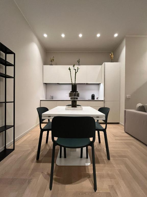 De Angeli's Suite