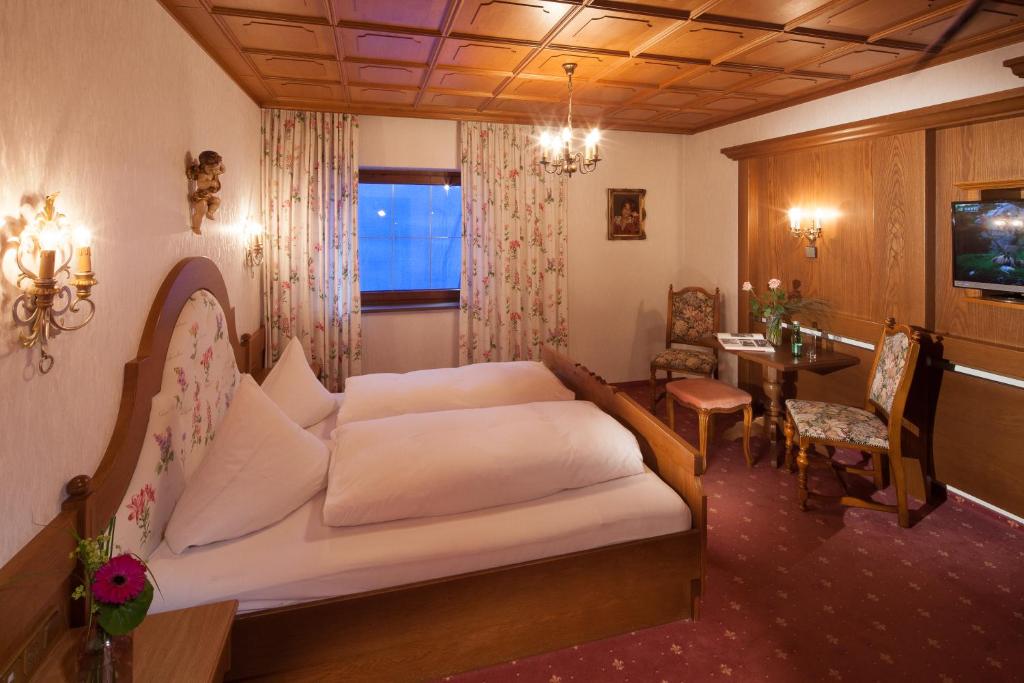 Postel nebo postele na pokoji v ubytování Hotel Elisabeth