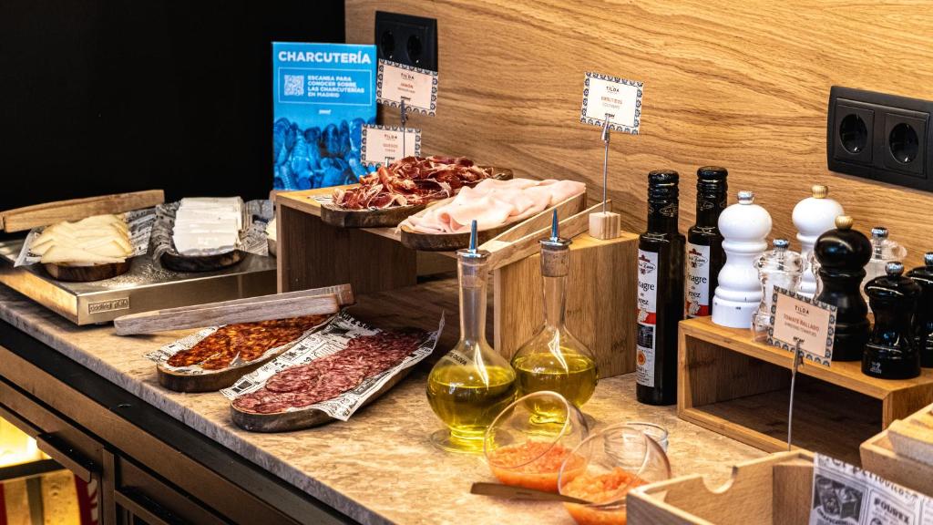 Akeah Hotel Gran Vía - Resim 21