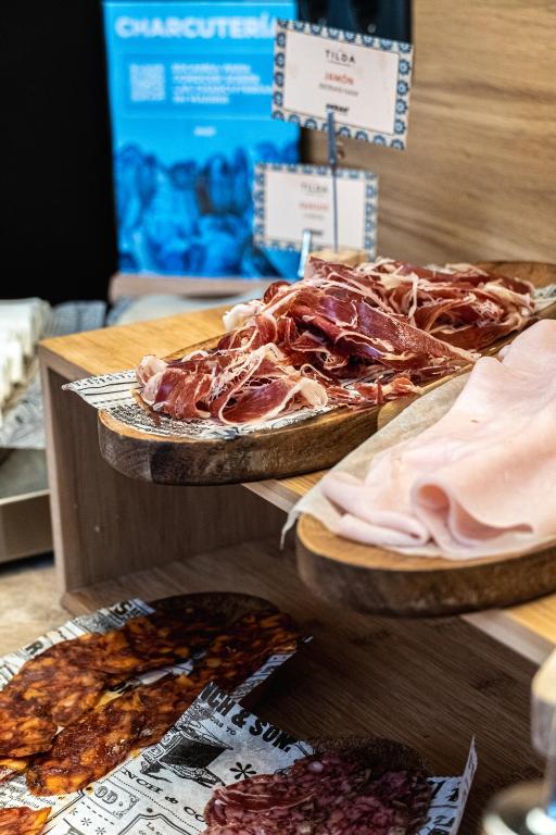 Akeah Hotel Gran Vía - Resim 24