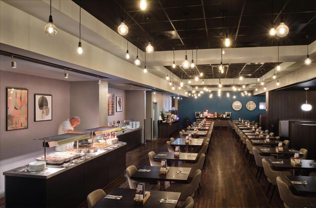 Crowne Plaza Birmingham City by IHG - Resim 17