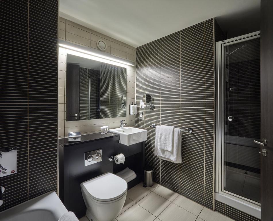 Crowne Plaza Birmingham City, an IHG Hotel - Premium King Room - Club Lounge Access