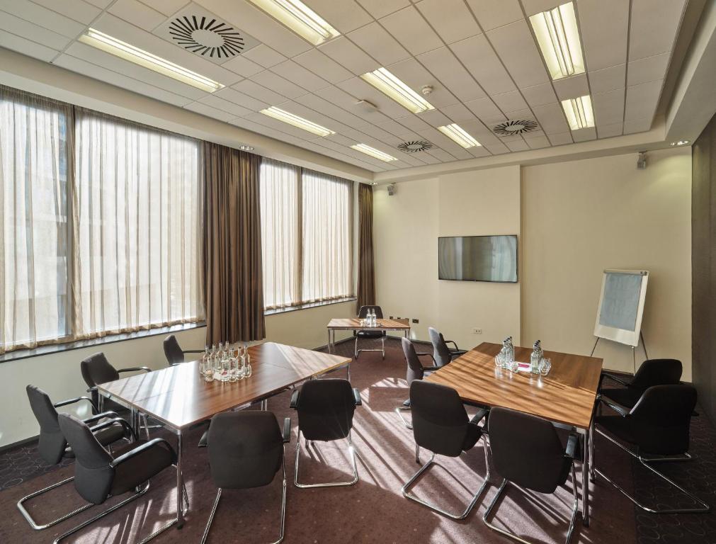 Crowne Plaza Birmingham City by IHG - Resim 29