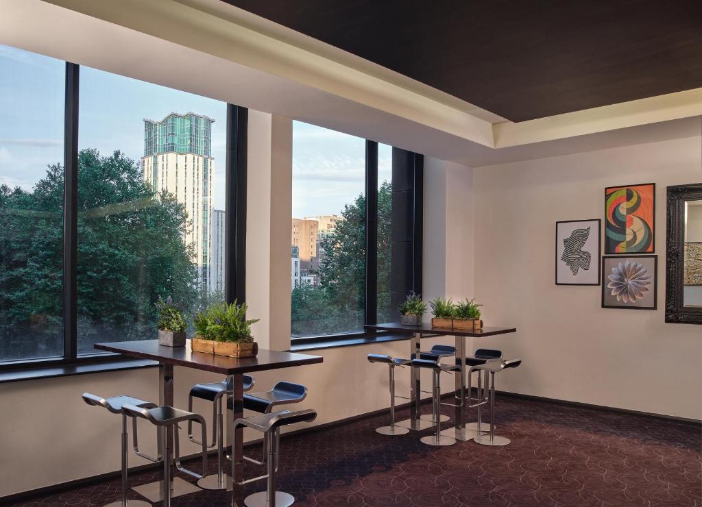 Crowne Plaza Birmingham City by IHG - Resim 31