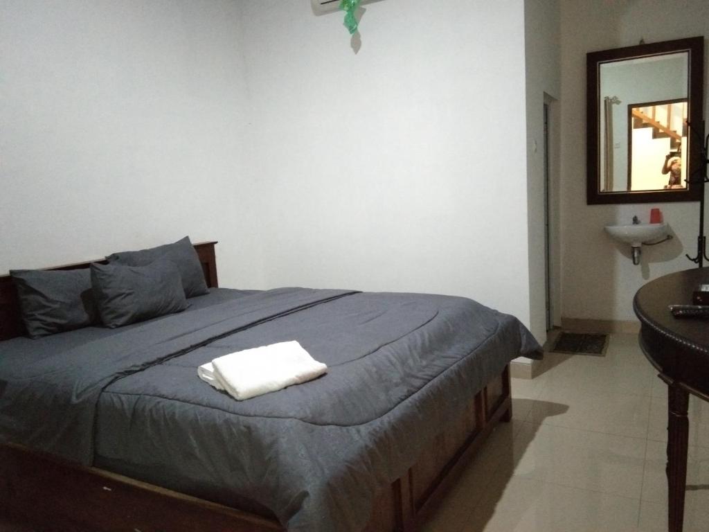 Nexdeco House Homestay Syariah Solo - Suite