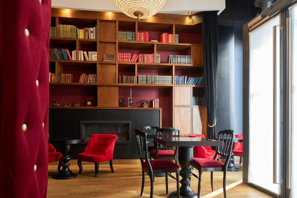 Hotel Les Théâtres - Resim 12