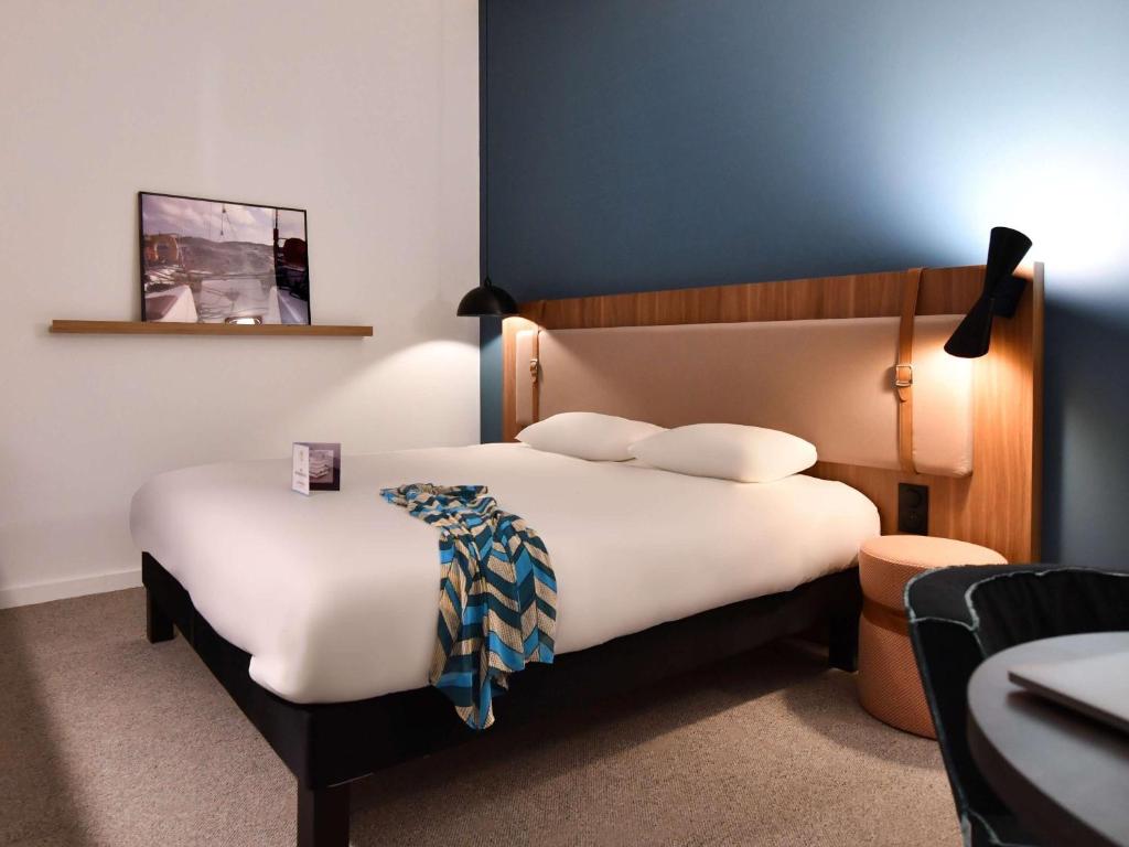 Postel nebo postele na pokoji v ubytování ibis Styles Brest Centre Port