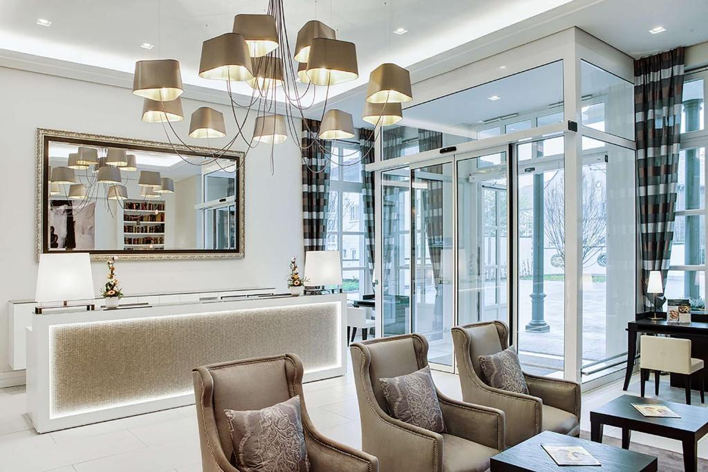 Posezení v ubytování Dorint Parkhotel Meißen