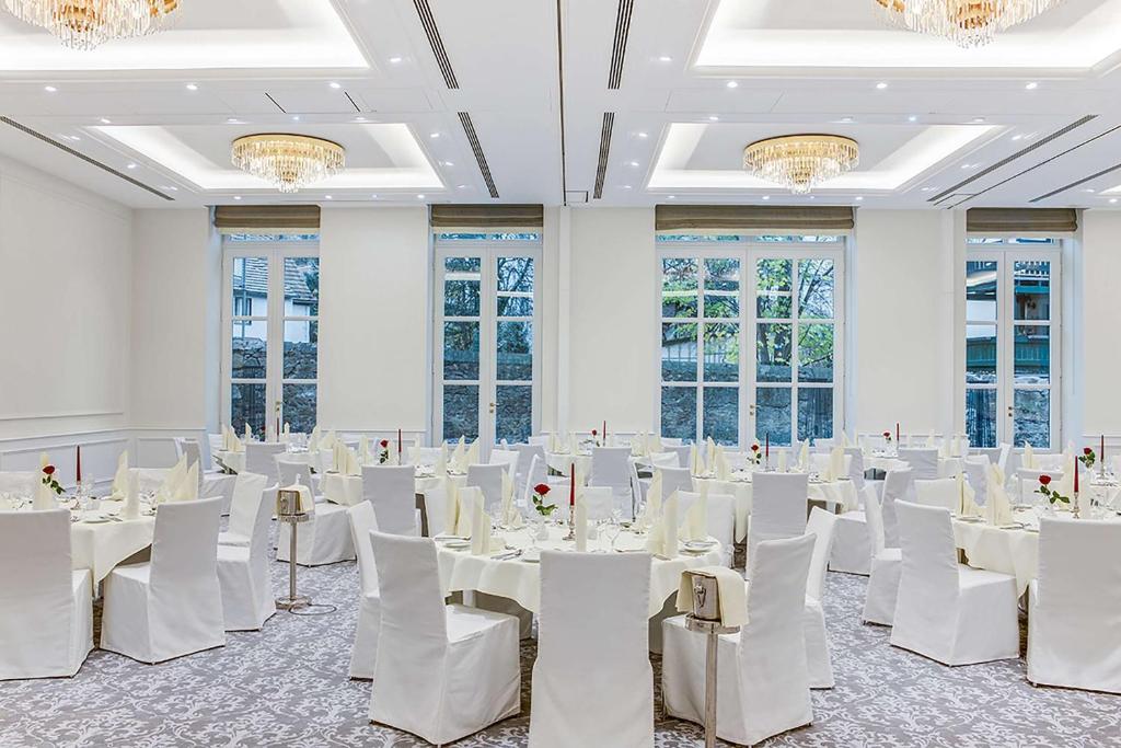 Restaurace v ubytování Dorint Parkhotel Meißen