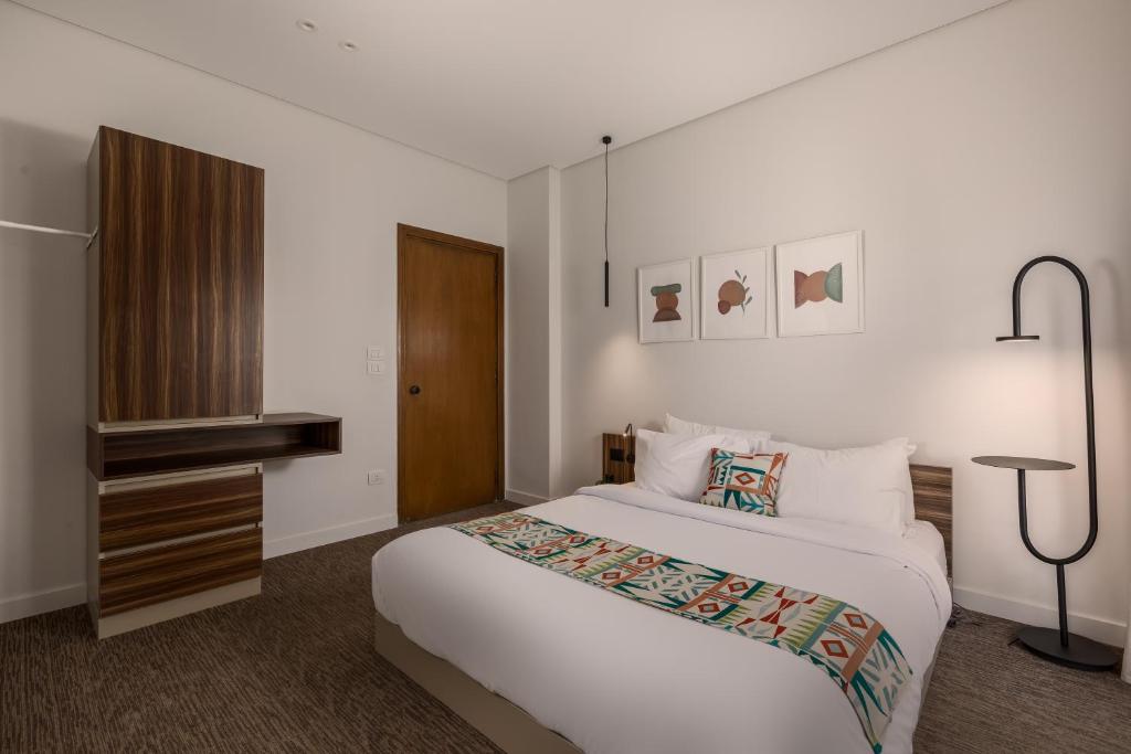 Livingville Nine - 2