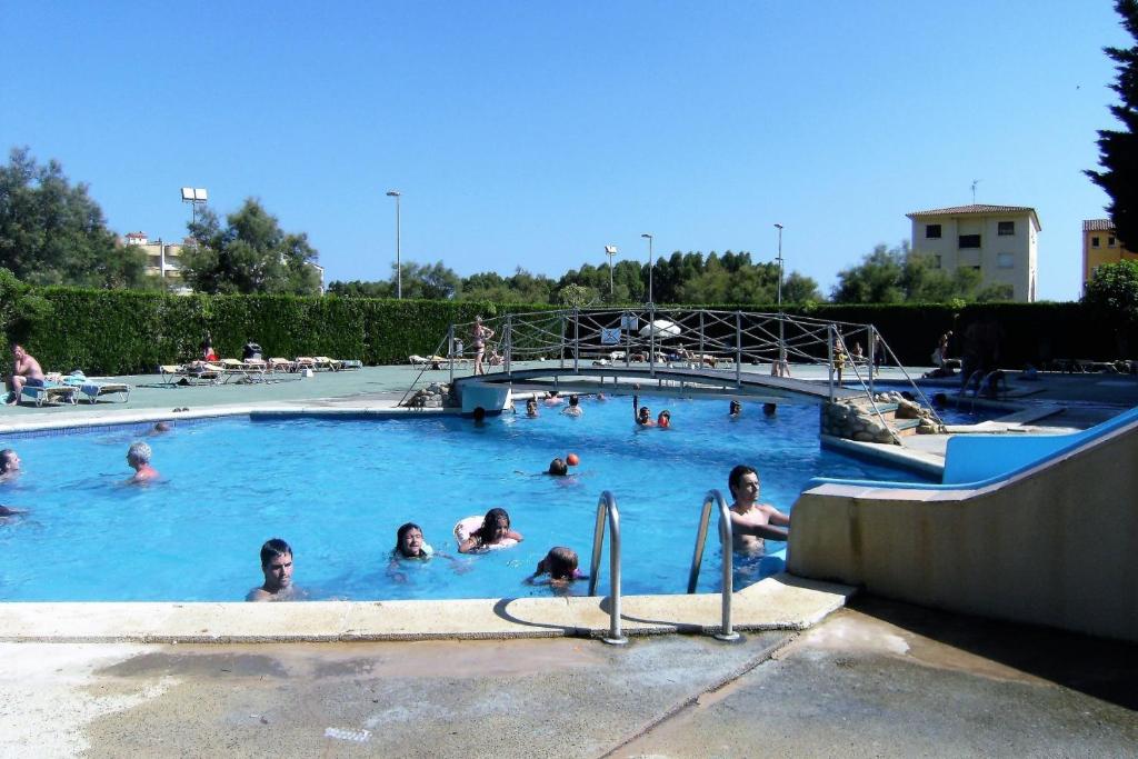 Bazén v ubytovaní JARDINS DEL MAR 38 alebo v jeho blízkosti